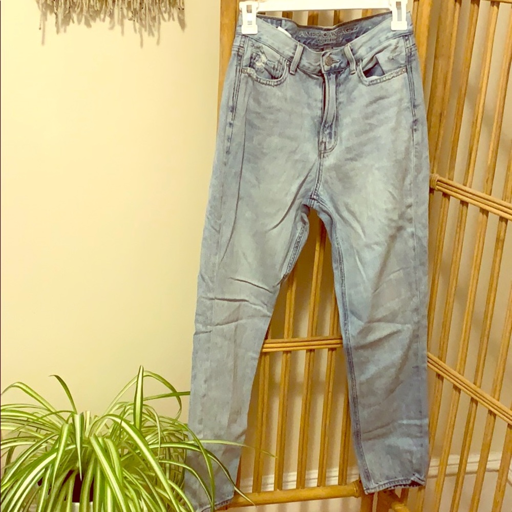 American Eagle Mom Jeans